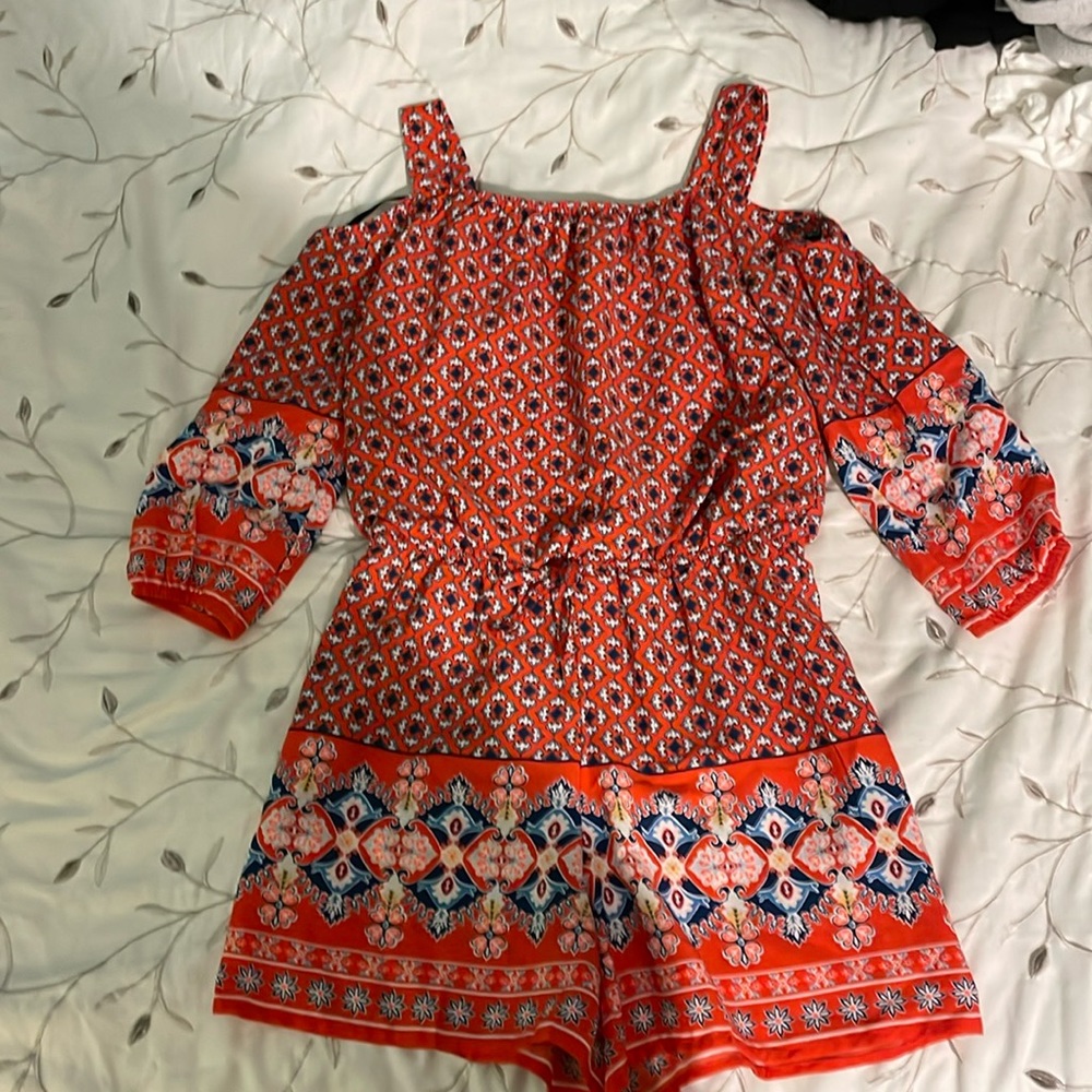 Multi colored romper, short Kids!!